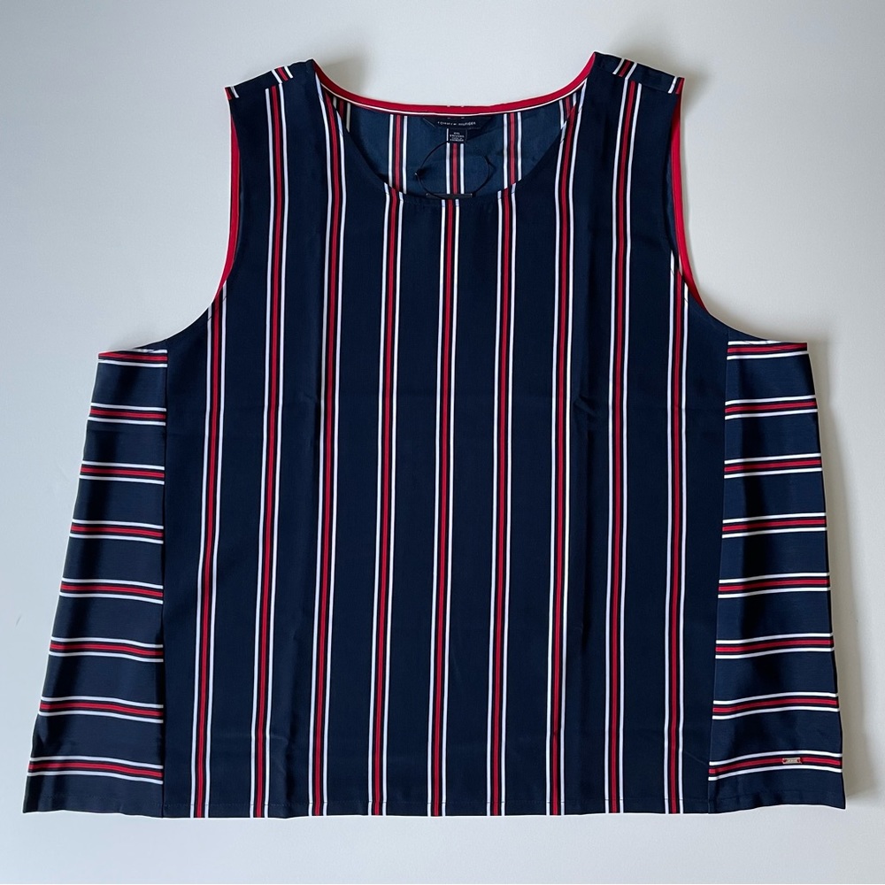 Tommy Hilfiger Beautiful and Elegant Stripes Pattern Sleeveless Navy Top NEW NWT